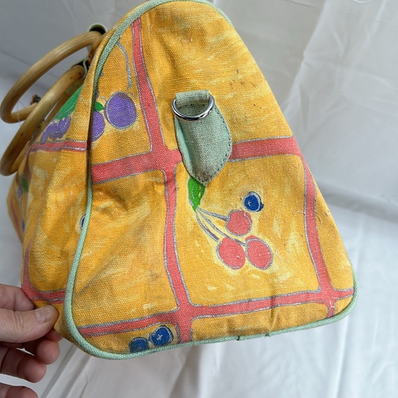 Lot 2 Sally Huss Fruit Motif Canvas Duffle & Satchel Zip Bags - Picture 15 of 16